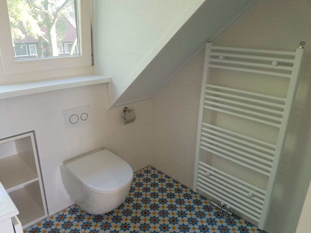 Nieuwe tweede badkamer op zolder